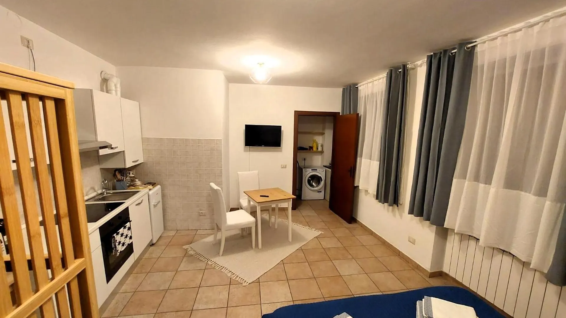 Casa Di Corte A Milano 0*, 米兰